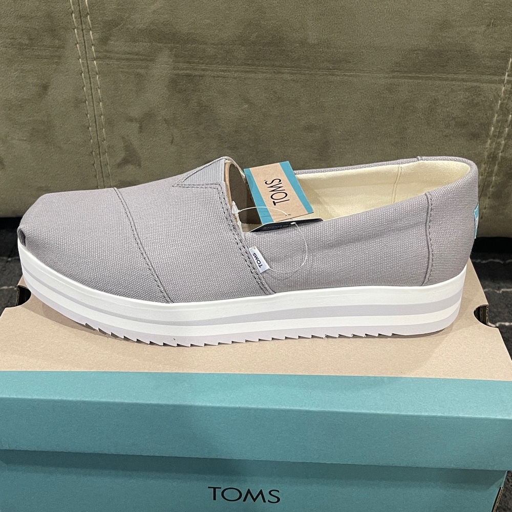 TOMS Alp Midform Slip-On